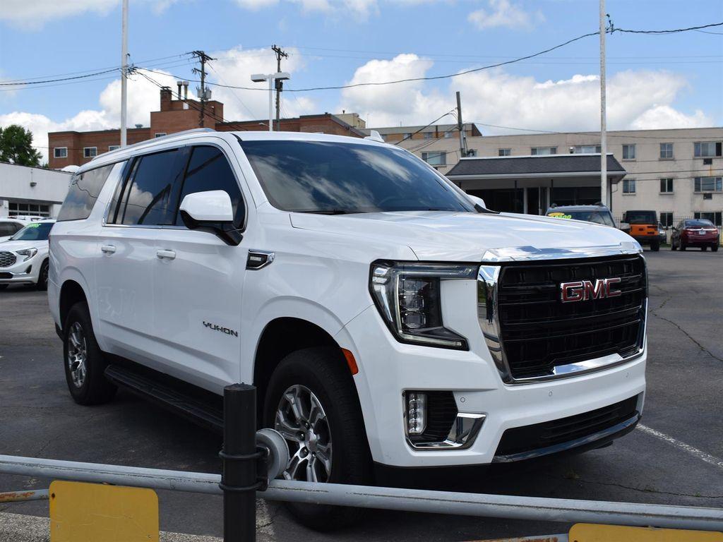 used 2022 GMC Yukon XL car, priced at $34,995