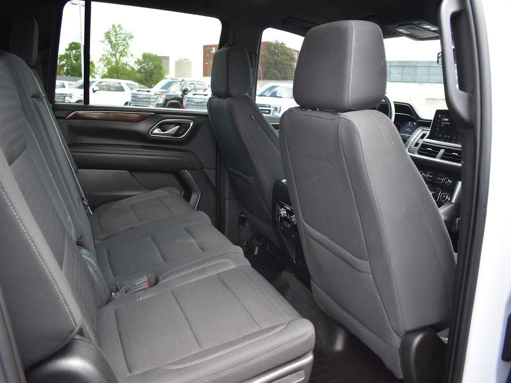 used 2022 GMC Yukon XL car, priced at $34,995