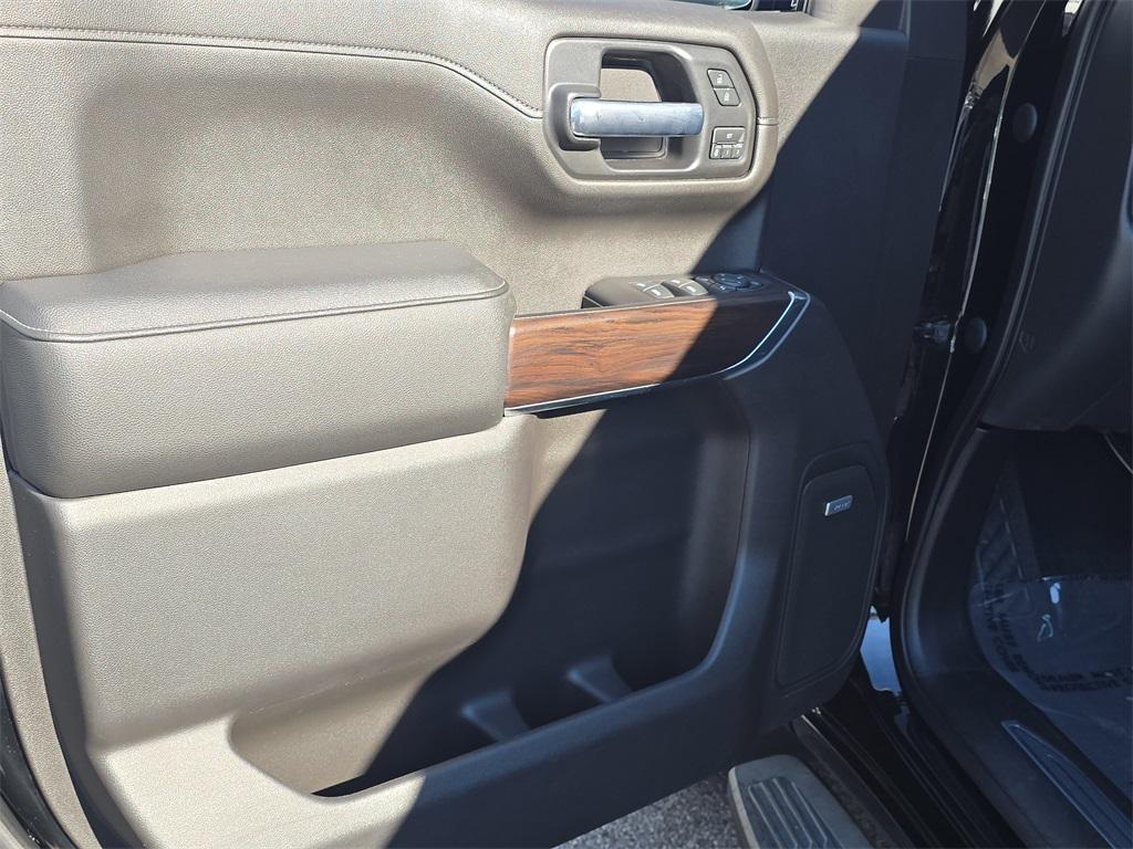 used 2019 GMC Sierra 1500 car, priced at $33,410