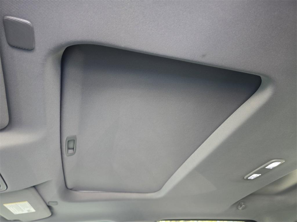 used 2019 GMC Sierra 1500 car, priced at $33,410