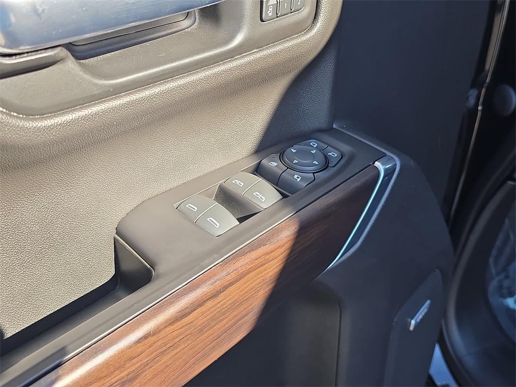 used 2019 GMC Sierra 1500 car, priced at $33,410