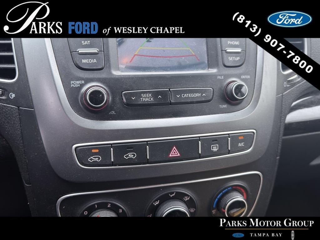 used 2014 Kia Sorento car, priced at $9,388