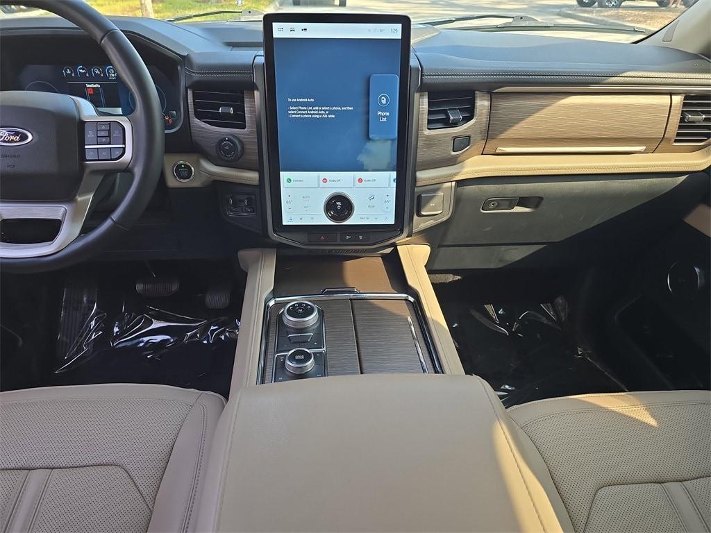 used 2023 Ford Expedition car, priced at $51,289