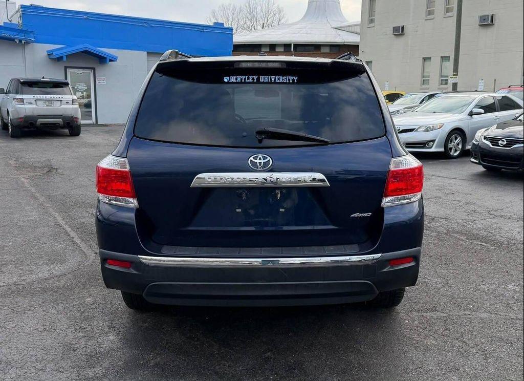 used 2012 Toyota Highlander car, priced at $13,995