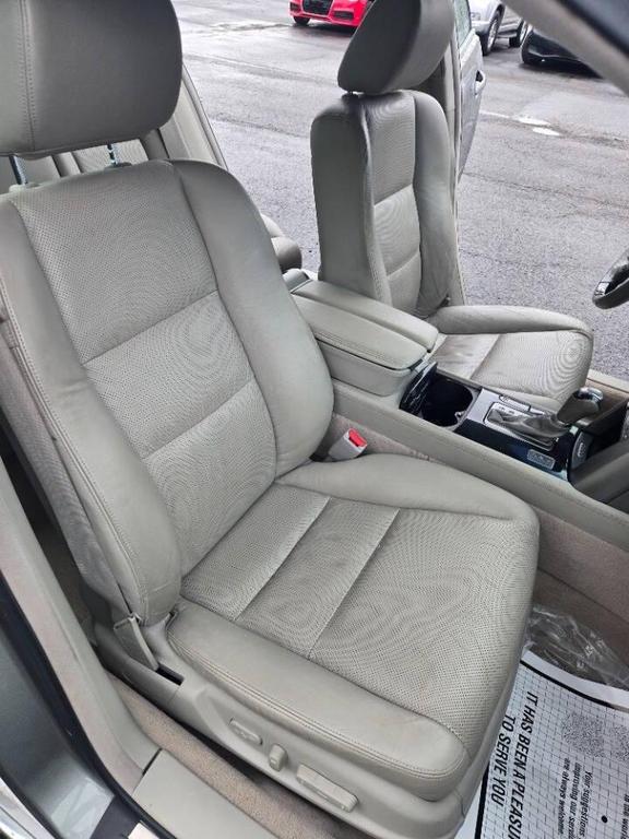 used 2010 Acura RL car, priced at $10,995