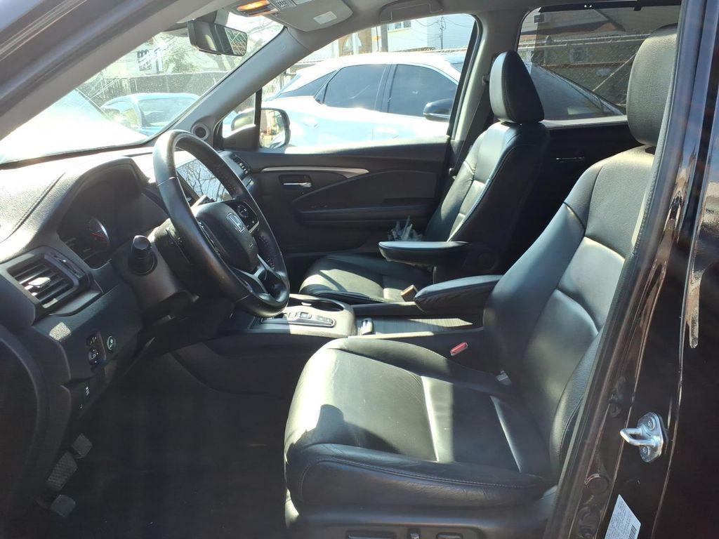 used 2022 Honda Pilot car, priced at $26,791
