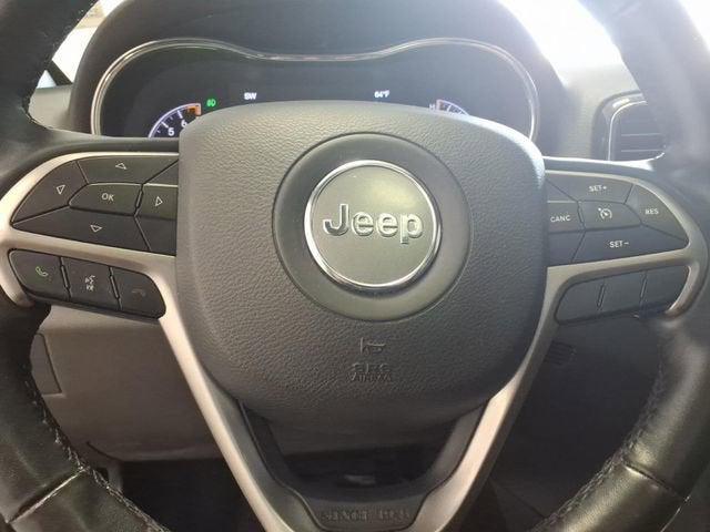 used 2022 Jeep Grand Cherokee car, priced at $27,068