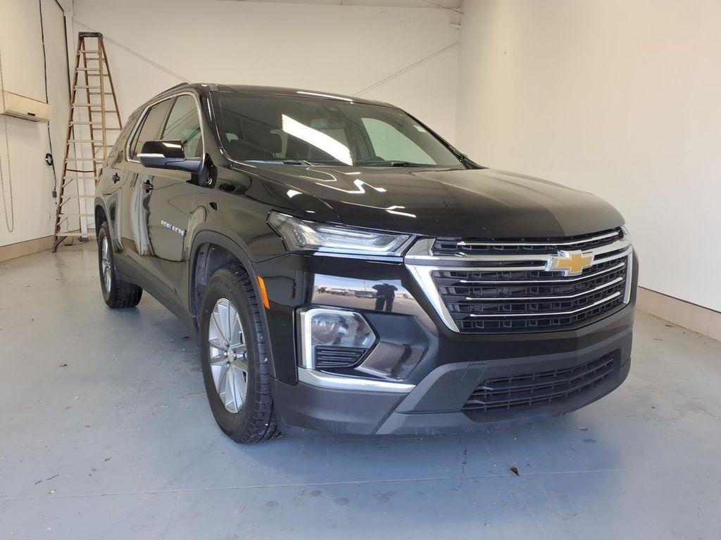 used 2023 Chevrolet Traverse car, priced at $25,887
