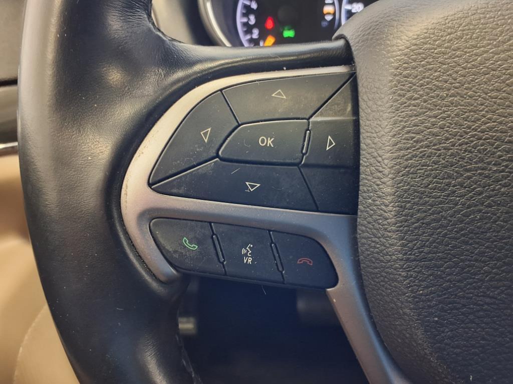 used 2021 Jeep Grand Cherokee car, priced at $24,110