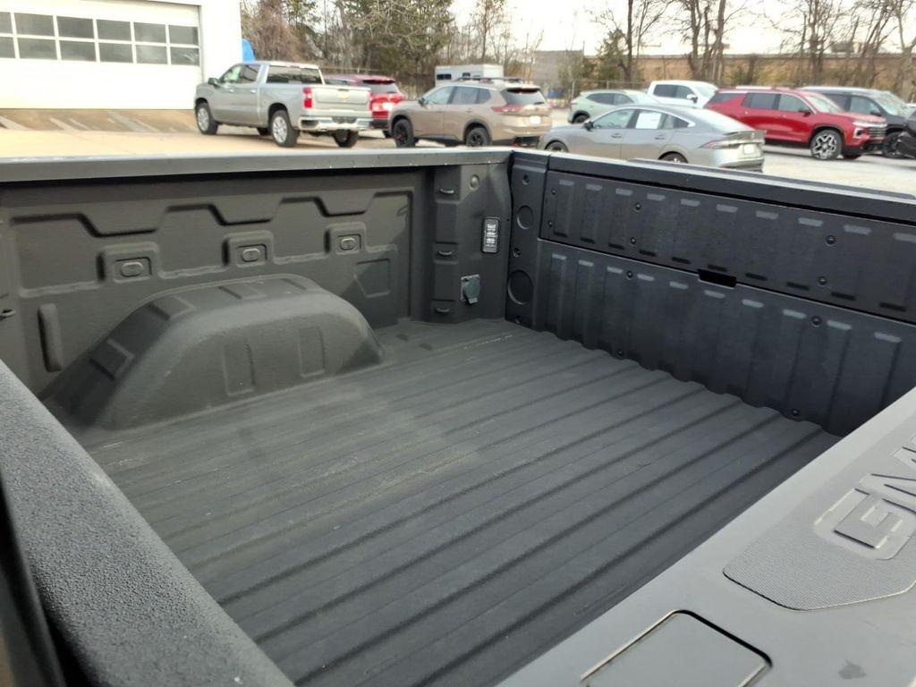 used 2021 GMC Sierra 1500 car, priced at $43,188