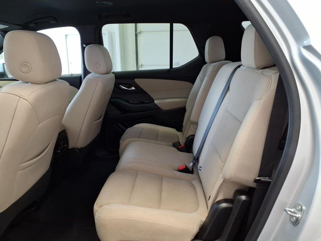 used 2022 Chevrolet Traverse car, priced at $19,905