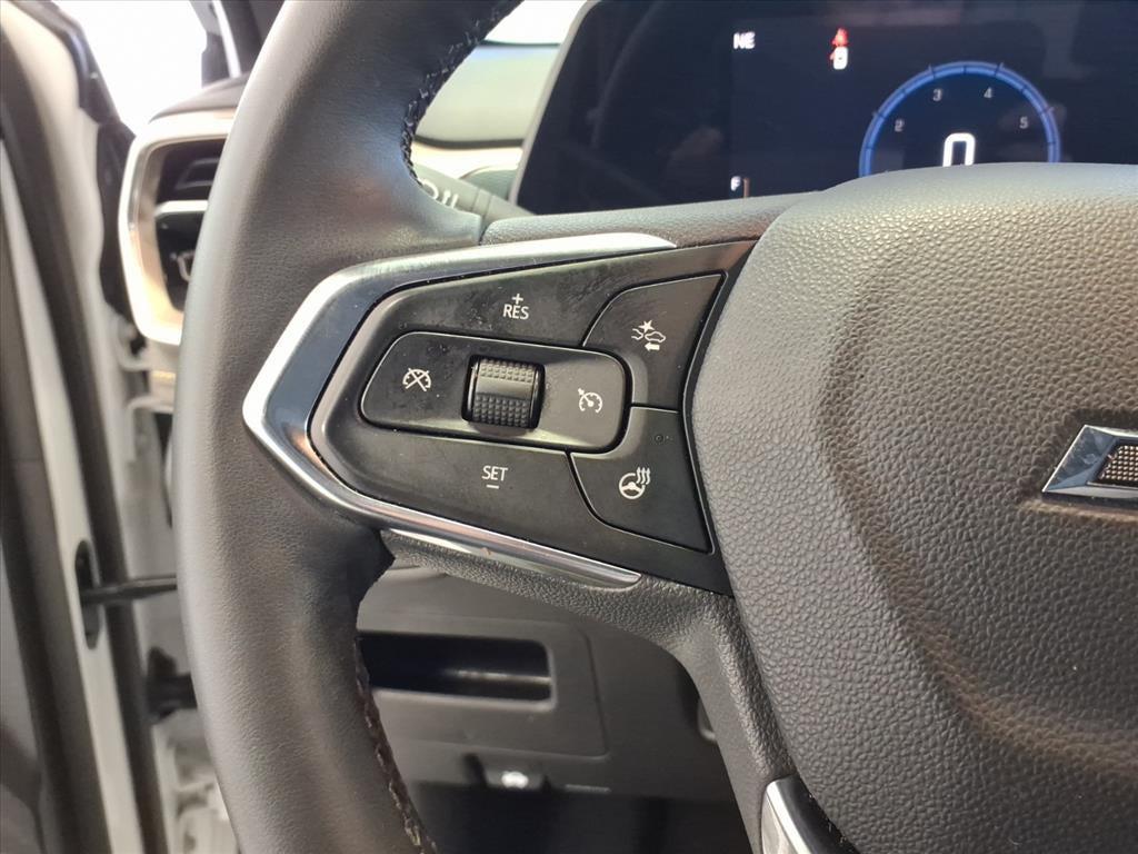 used 2024 Chevrolet TrailBlazer car, priced at $28,318