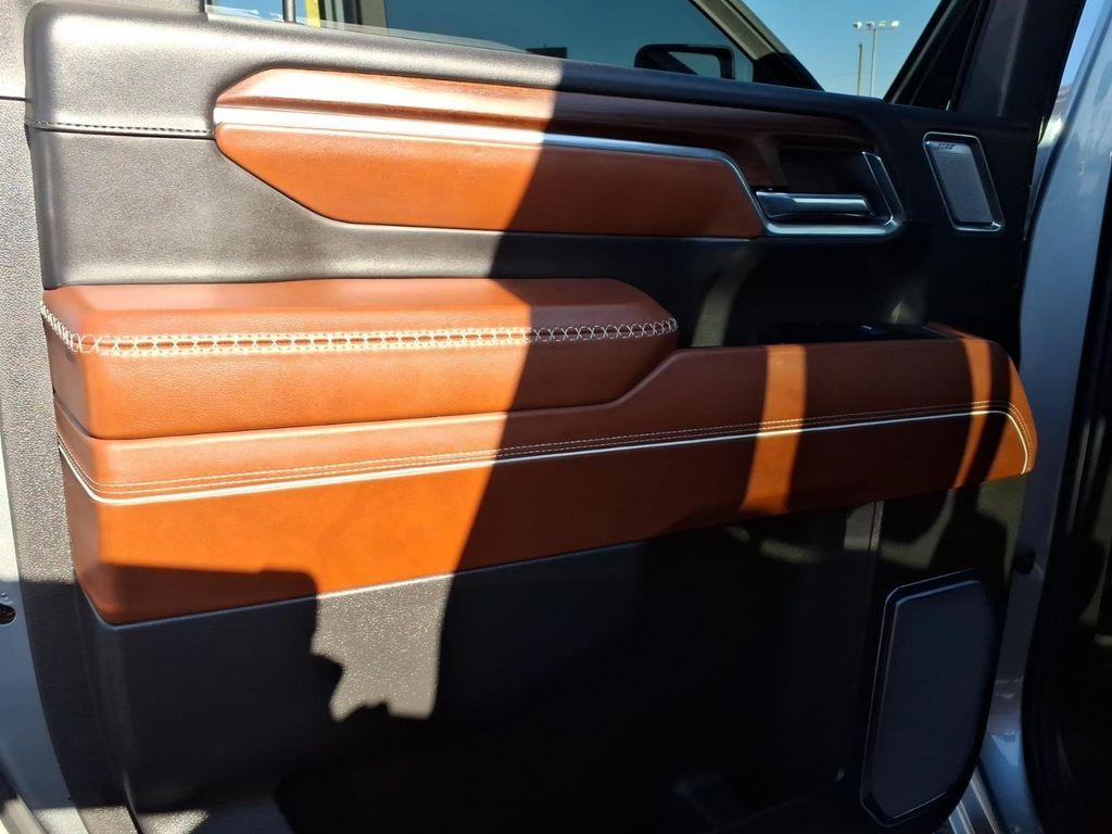 used 2024 GMC Sierra 2500 car, priced at $75,900