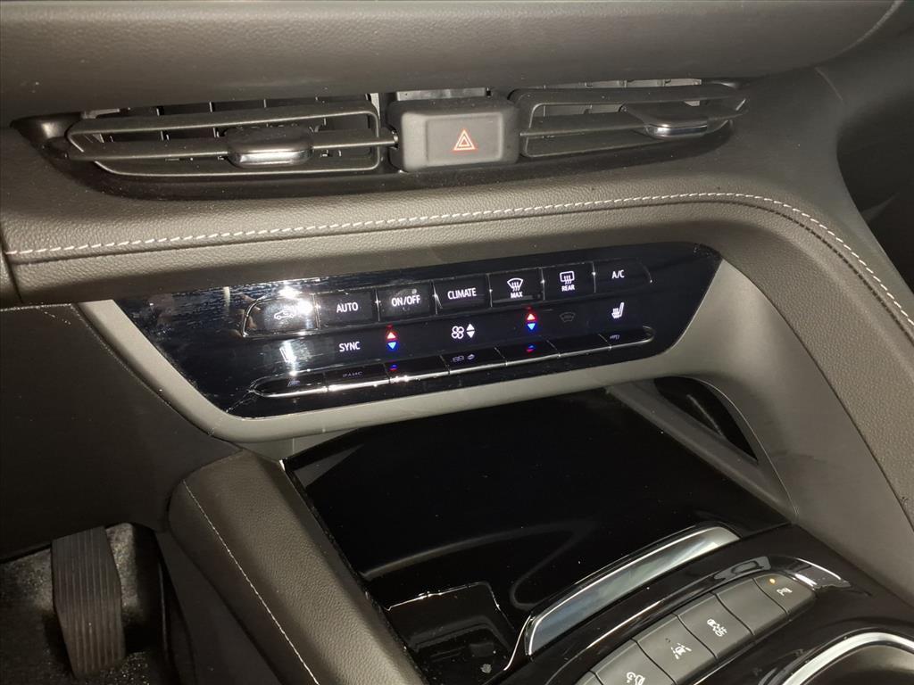 used 2023 Buick Envision car, priced at $26,416