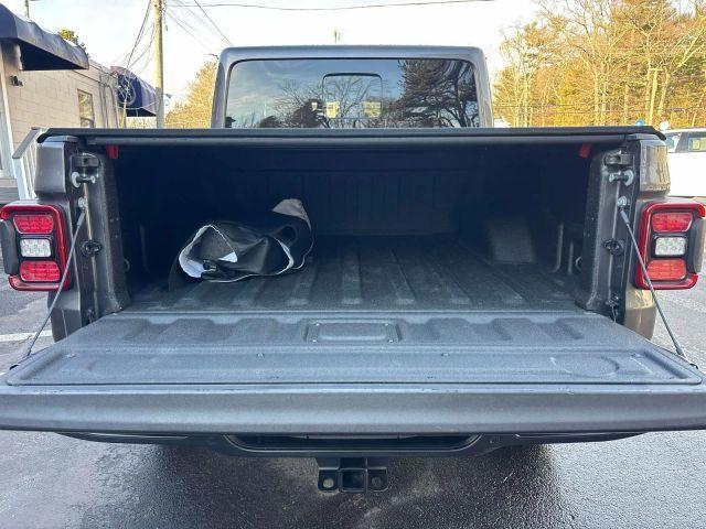 used 2021 Jeep Gladiator car, priced at $27,900