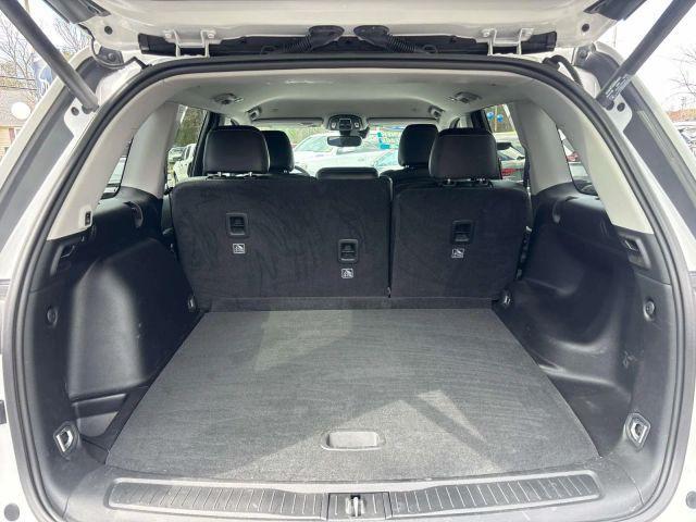 used 2023 Jeep Grand Cherokee car, priced at $28,900