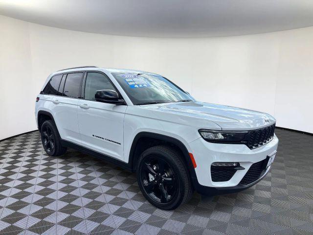 used 2023 Jeep Grand Cherokee car, priced at $28,900