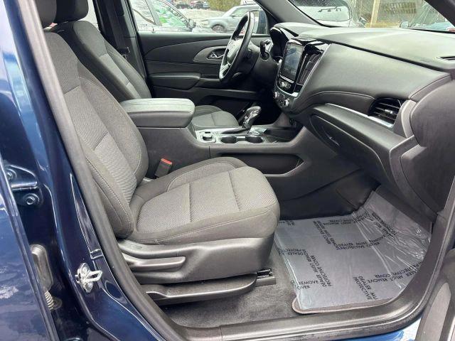 used 2023 Chevrolet Traverse car, priced at $26,900