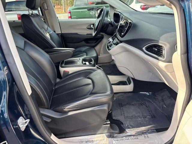 used 2023 Chrysler Pacifica car, priced at $24,900