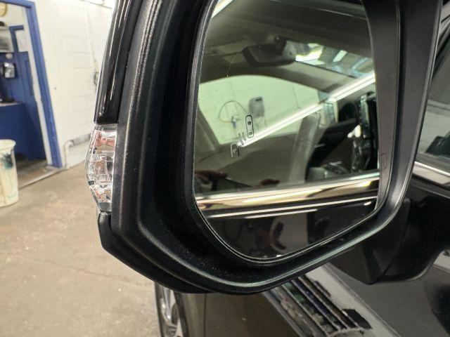 used 2021 Toyota Highlander car, priced at $29,900