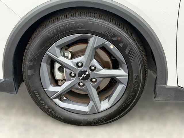 used 2025 Kia K4 car, priced at $17,999