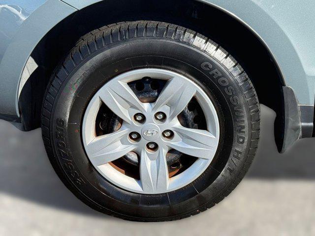 used 2009 Hyundai Santa Fe car, priced at $3,998