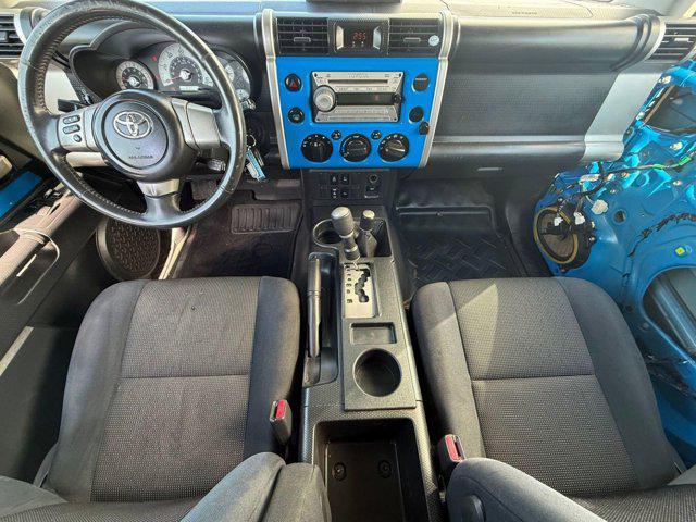 used 2007 Toyota FJ Cruiser car, priced at $9,999