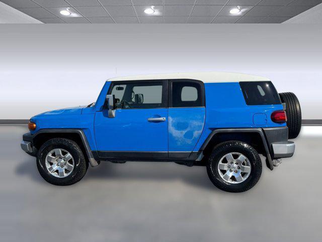 used 2007 Toyota FJ Cruiser car, priced at $9,999
