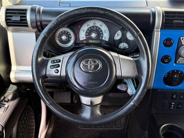 used 2007 Toyota FJ Cruiser car, priced at $9,999