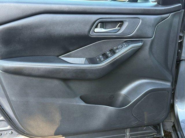 used 2024 Nissan Rogue car, priced at $16,798