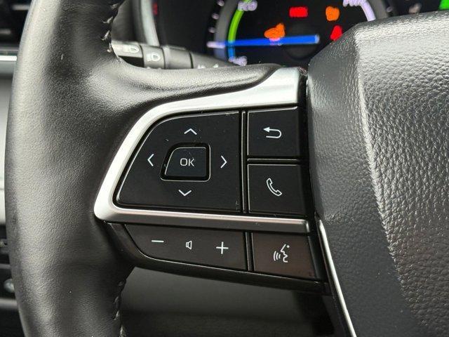 used 2021 Toyota Highlander Hybrid car, priced at $27,997
