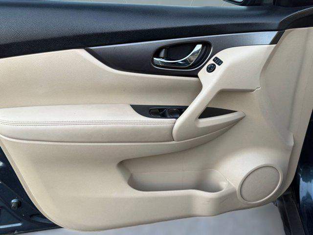 used 2016 Nissan Rogue car, priced at $10,999