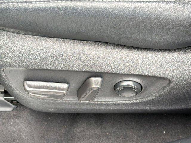 used 2023 Toyota Highlander car, priced at $37,999