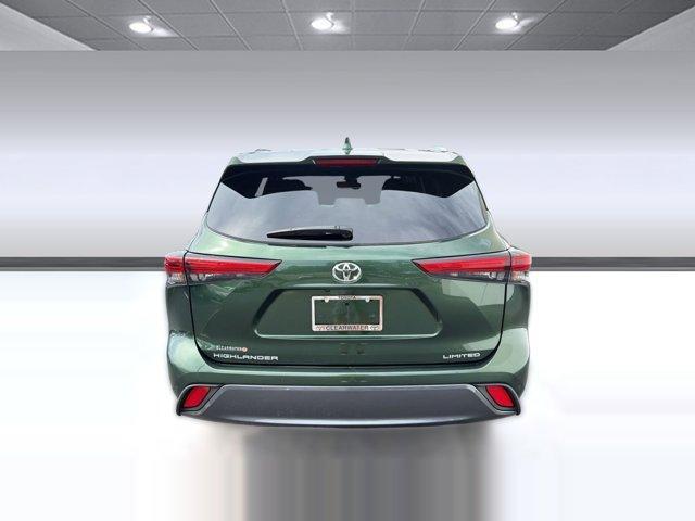 used 2023 Toyota Highlander car, priced at $37,999
