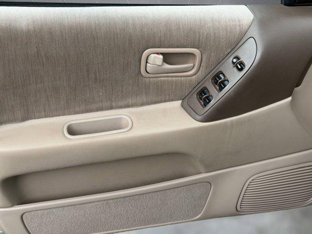 used 1995 Nissan Altima car, priced at $5,999