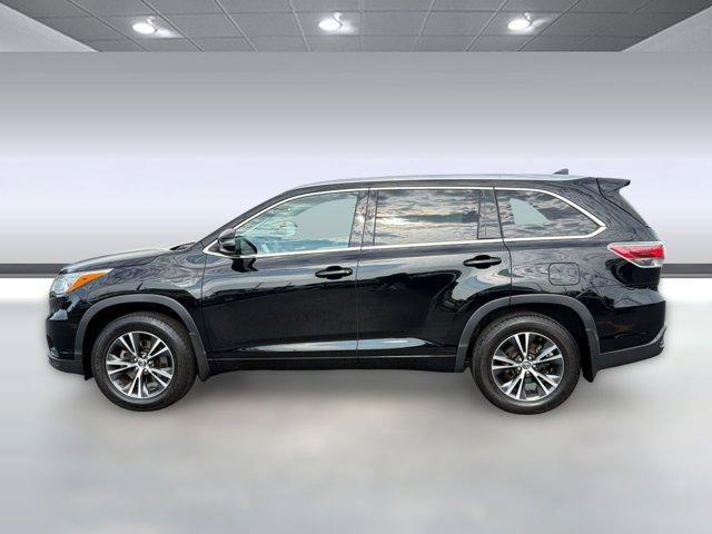 used 2016 Toyota Highlander car, priced at $20,999