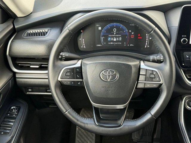 used 2025 Toyota Grand Highlander car, priced at $40,498