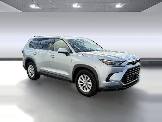 used 2025 Toyota Grand Highlander car, priced at $41,498