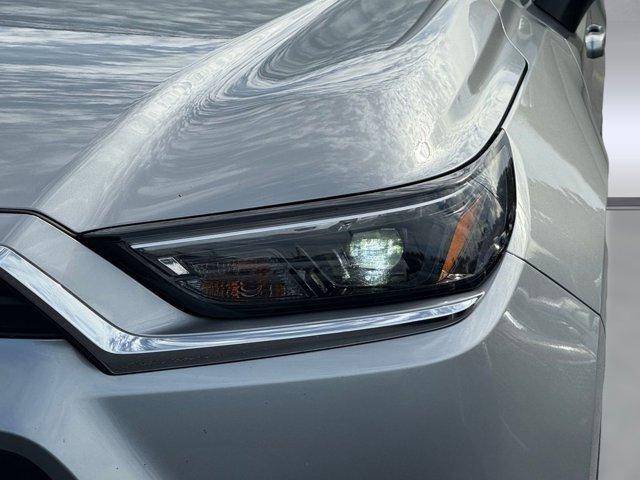 used 2025 Toyota Grand Highlander car, priced at $41,498