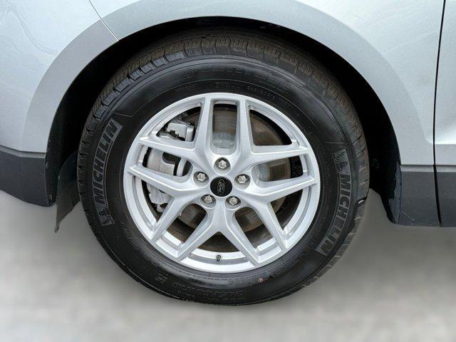 used 2024 Ford Edge car, priced at $22,997