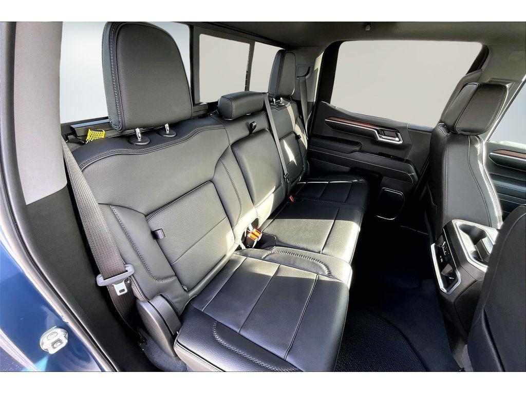 new 2025 GMC Sierra 1500 car, priced at $75,549