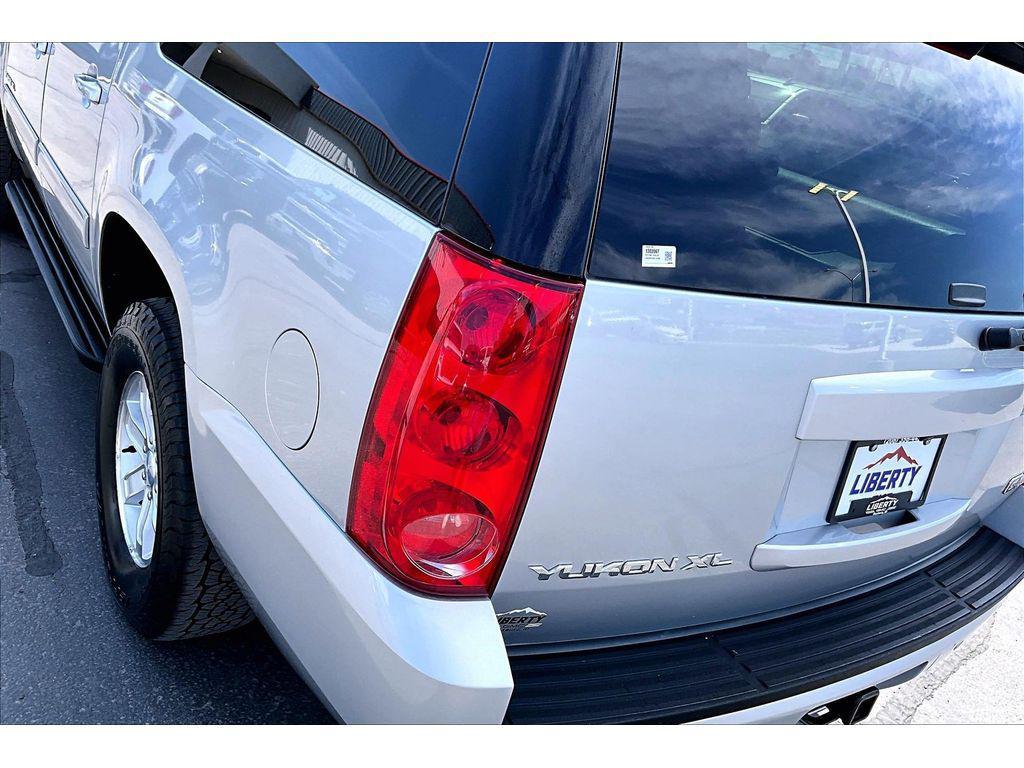 used 2013 GMC Yukon XL car, priced at $15,995