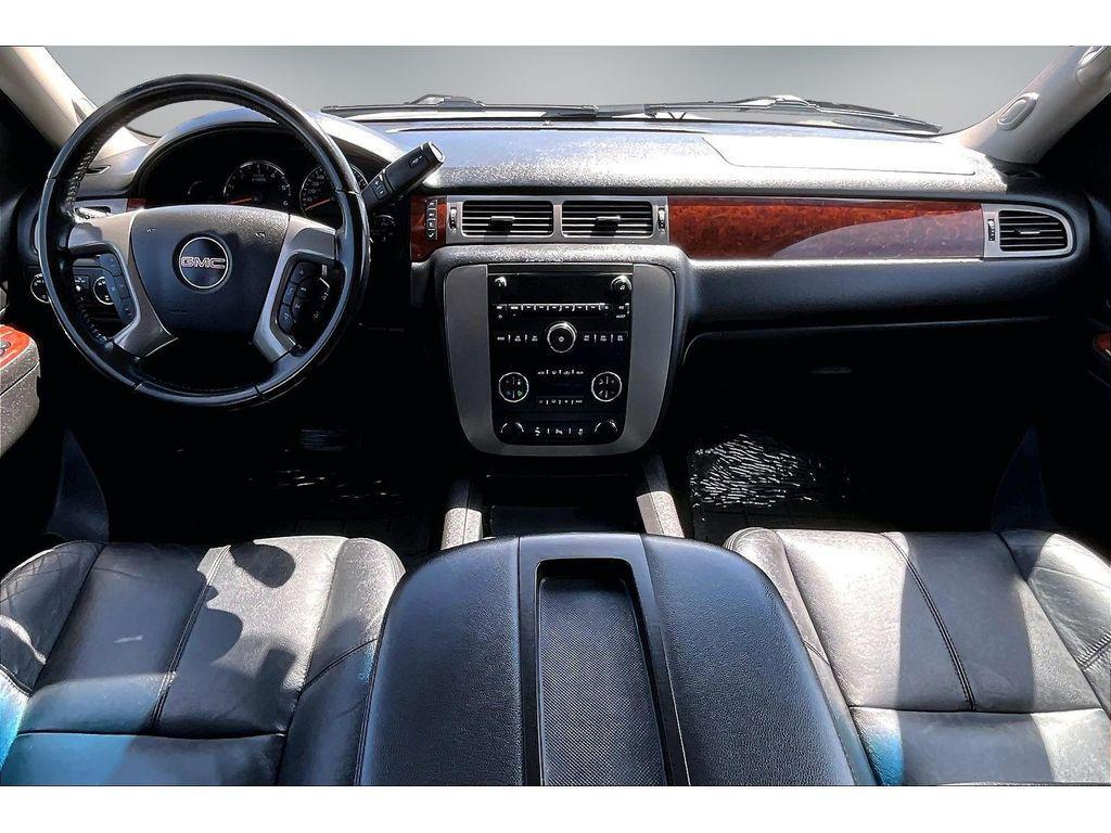 used 2013 GMC Yukon XL car, priced at $15,995