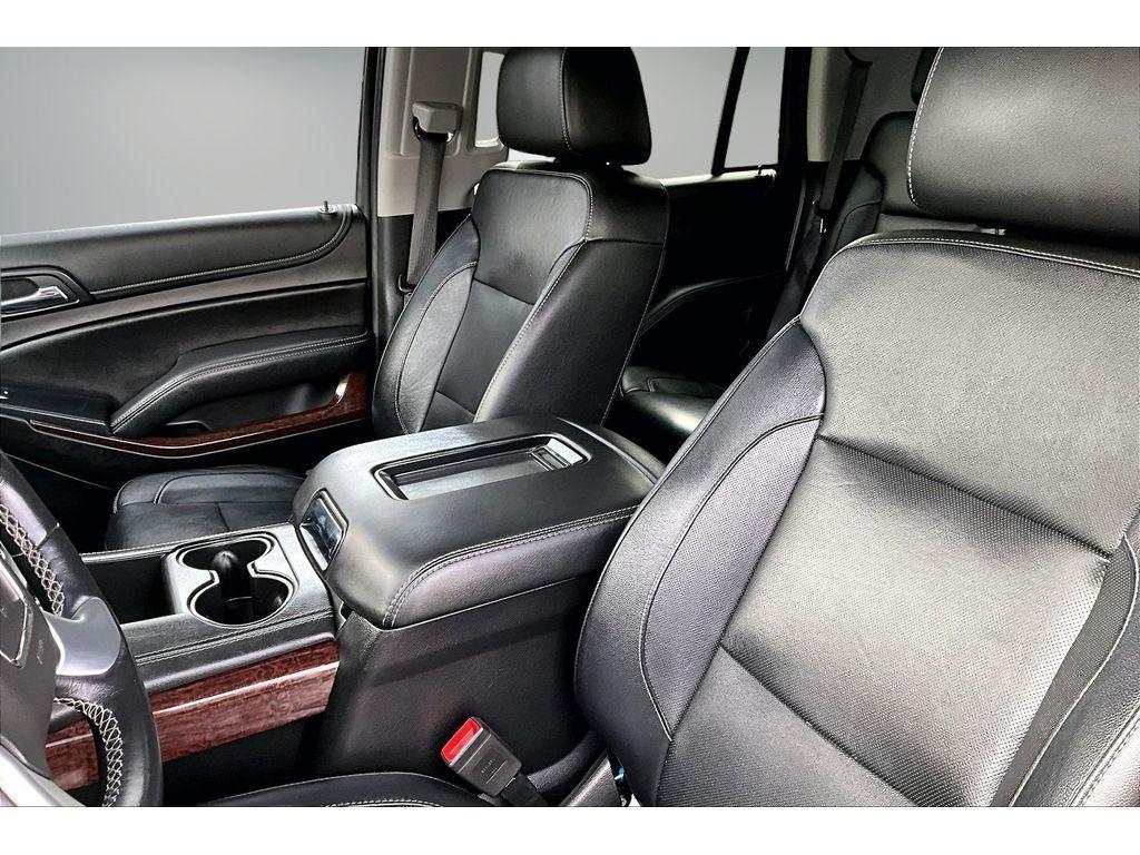 used 2019 GMC Yukon car, priced at $27,995