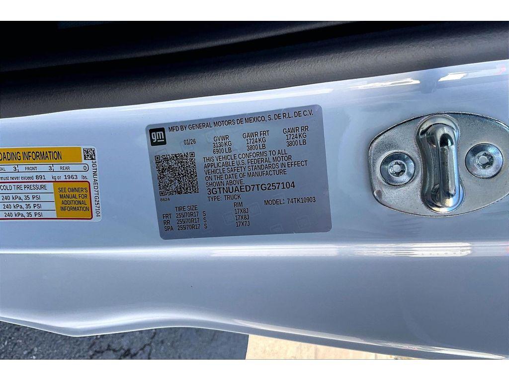 new 2026 GMC Sierra 1500 car, priced at $45,000