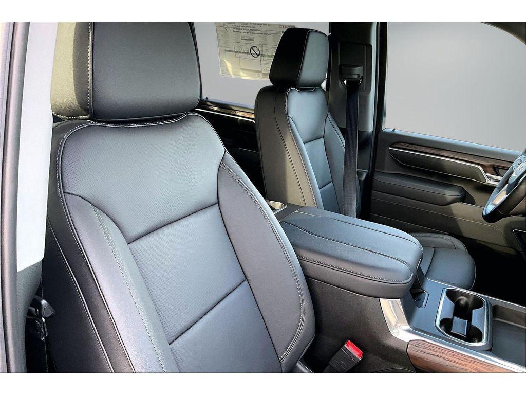 new 2026 GMC Sierra 2500 car, priced at $78,440