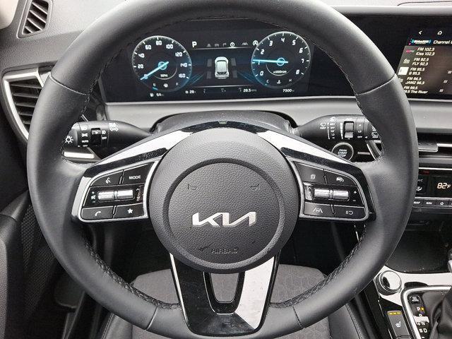 used 2024 Kia Seltos car, priced at $27,489