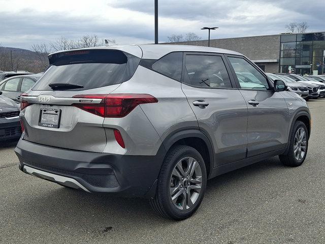 used 2023 Kia Seltos car