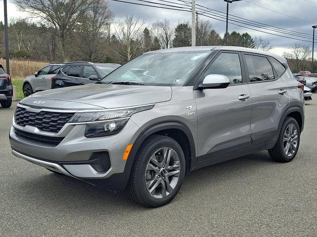 used 2023 Kia Seltos car