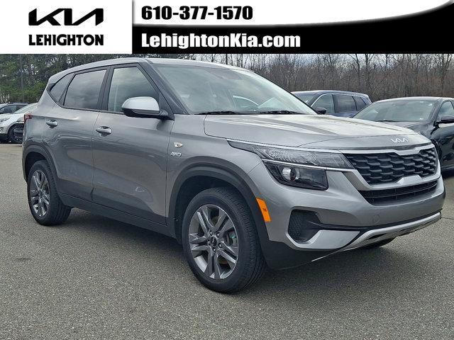 used 2023 Kia Seltos car